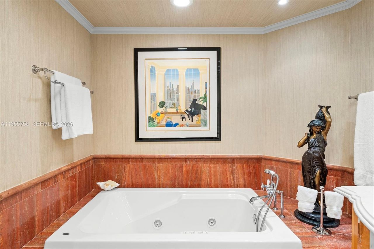 17875 Collins Ave, Unit 4103, Sunny Isles Beach, FL 33160 Photo