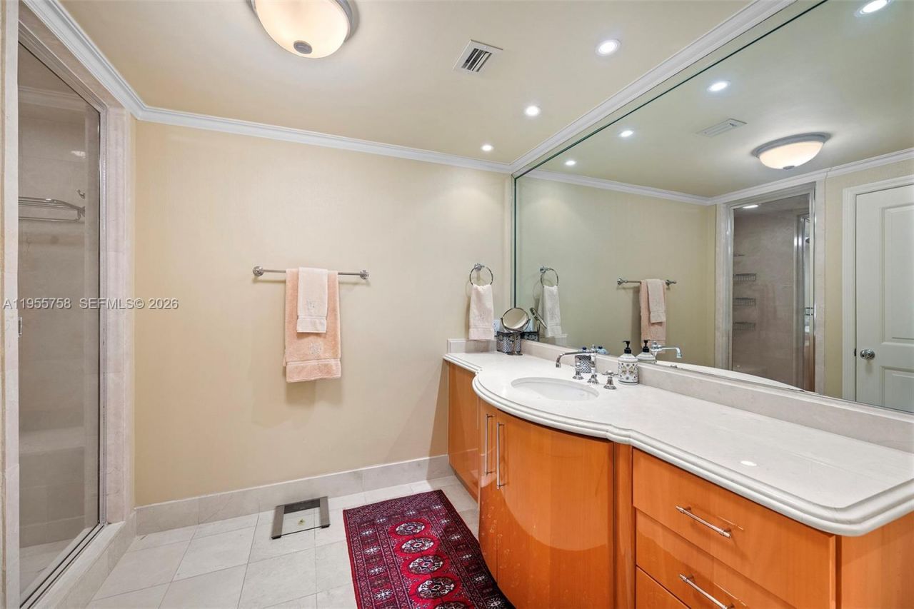 17875 Collins Ave, Unit 4103, Sunny Isles Beach, FL 33160 Photo