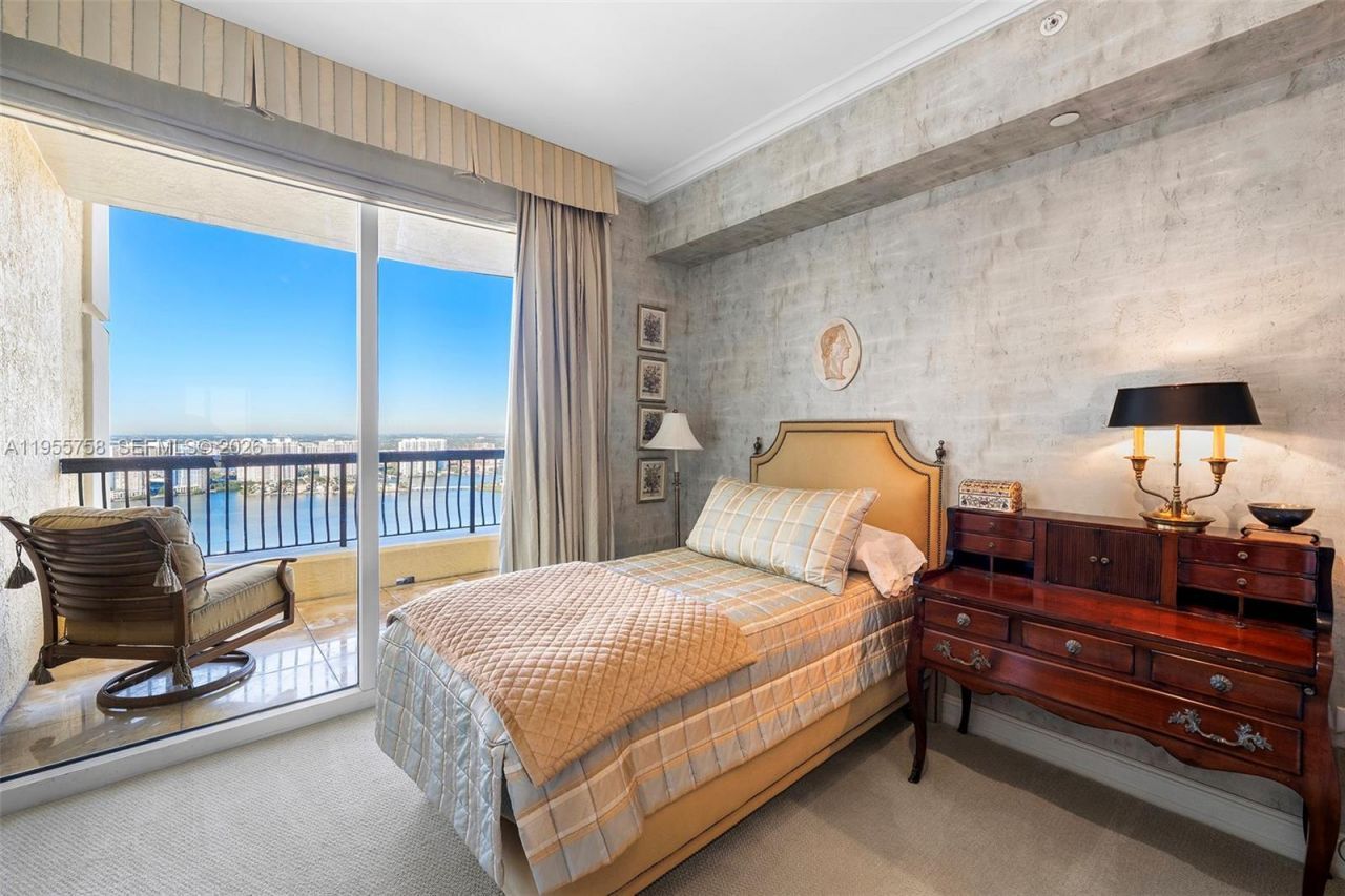 17875 Collins Ave, Unit 4103, Sunny Isles Beach, FL 33160 Photo