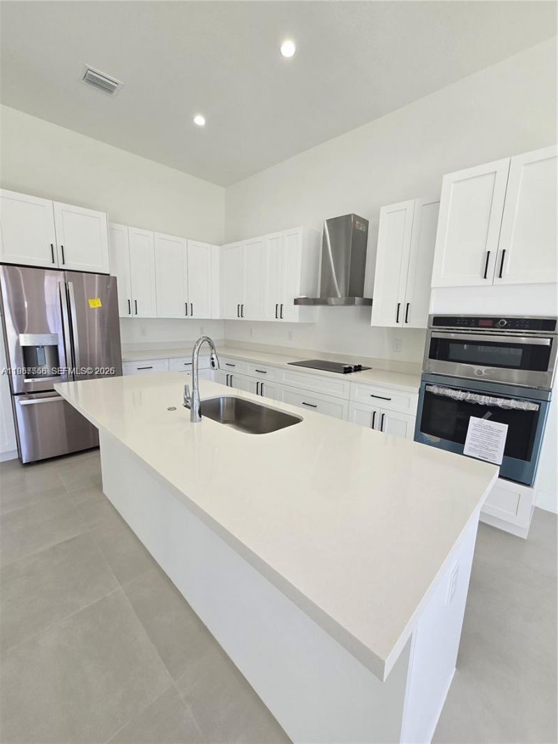 19534 SW 324 St , Homestead, FL 33030 Photo