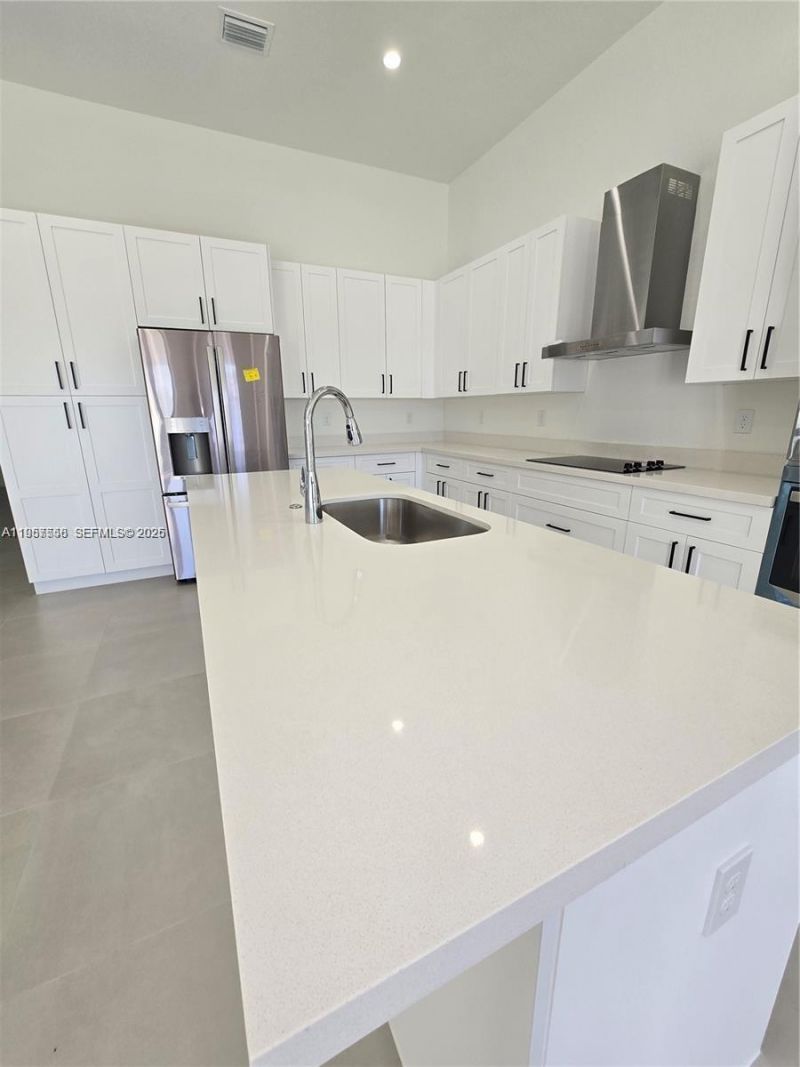 19534 SW 324 St , Homestead, FL 33030 Photo