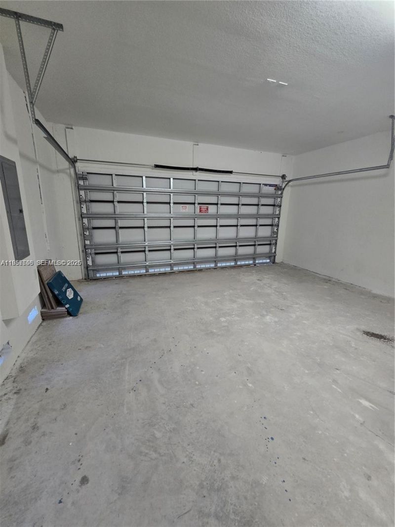 19534 SW 324 St , Homestead, FL 33030 Photo