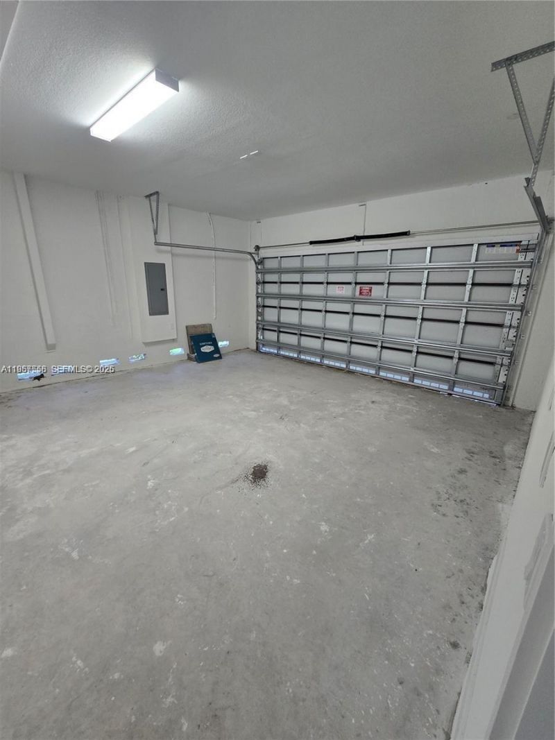 19534 SW 324 St , Homestead, FL 33030 Photo