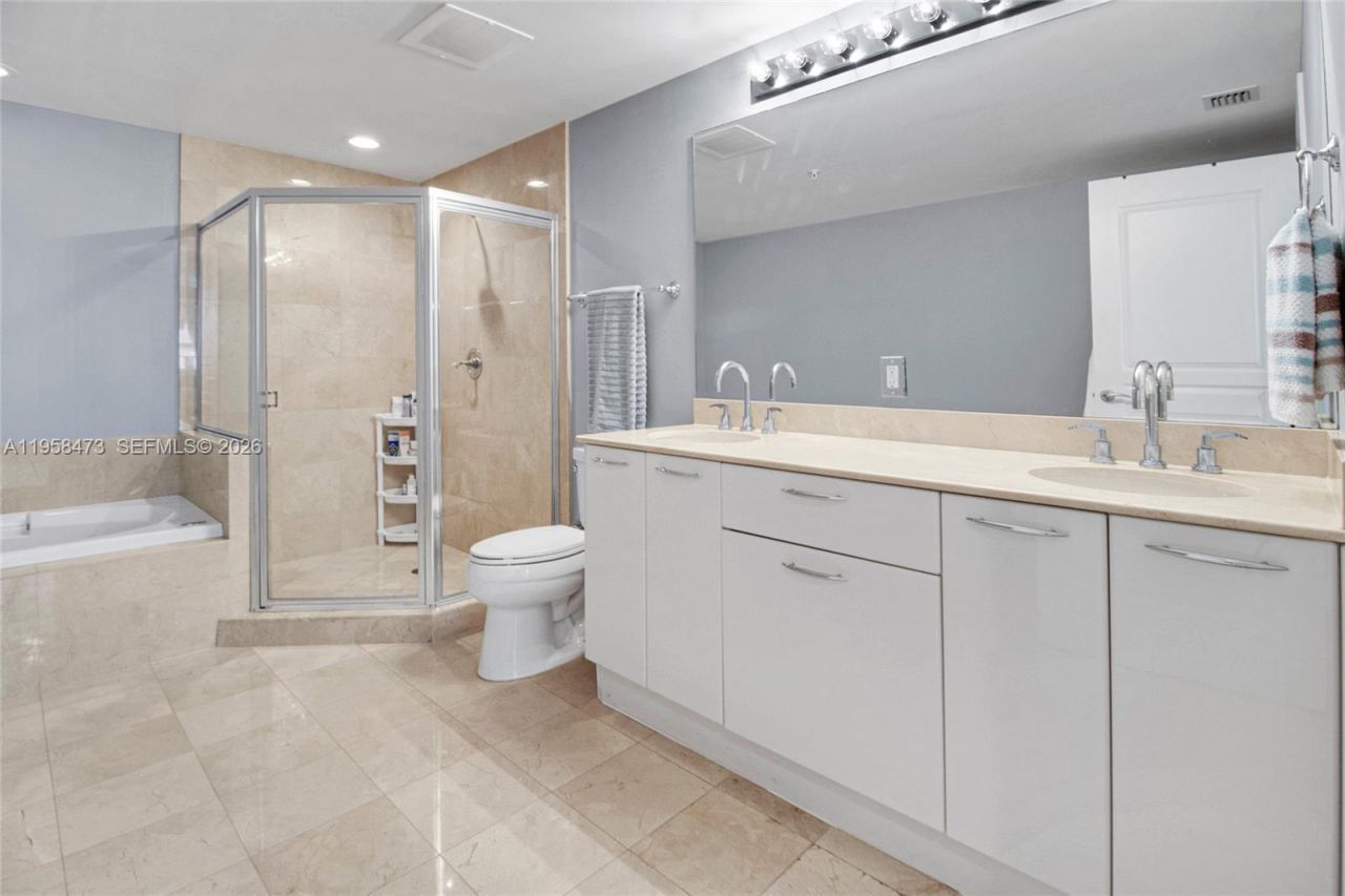 350 SE 2nd St , Unit 1640, Fort Lauderdale, FL 33301 Photo