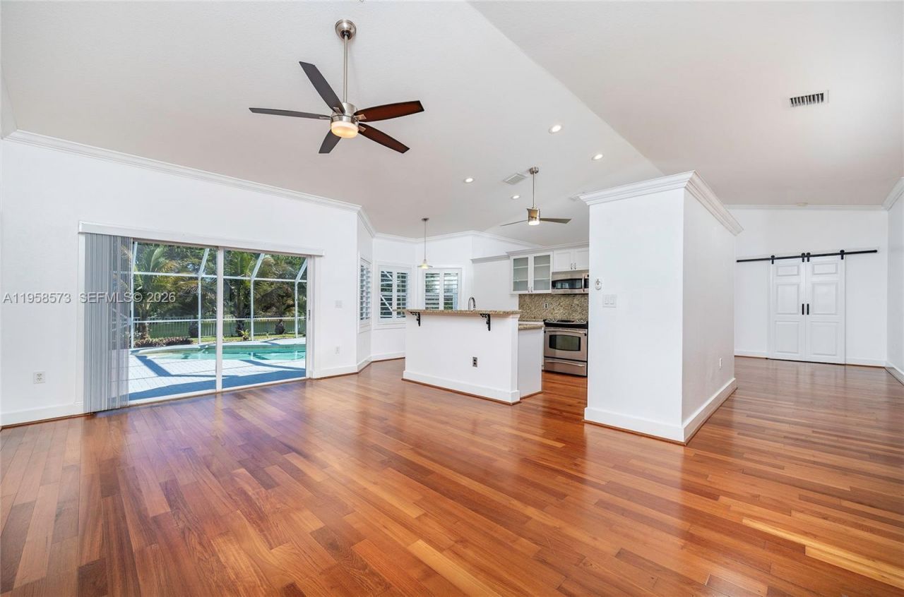 405 SW 198th Ter, Pembroke Pines, FL 33029 Photo