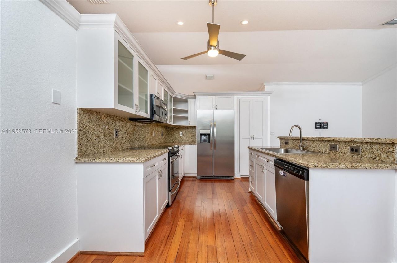 405 SW 198th Ter, Pembroke Pines, FL 33029 Photo