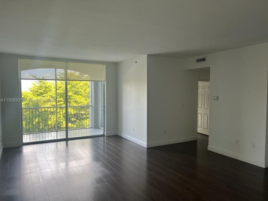 9725 NW 52nd St, Unit 507, Doral, FL 33178 Photo