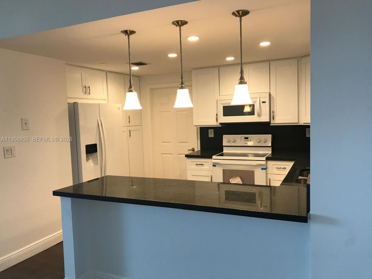 9725 NW 52nd St, Unit 507, Doral, FL 33178 Photo