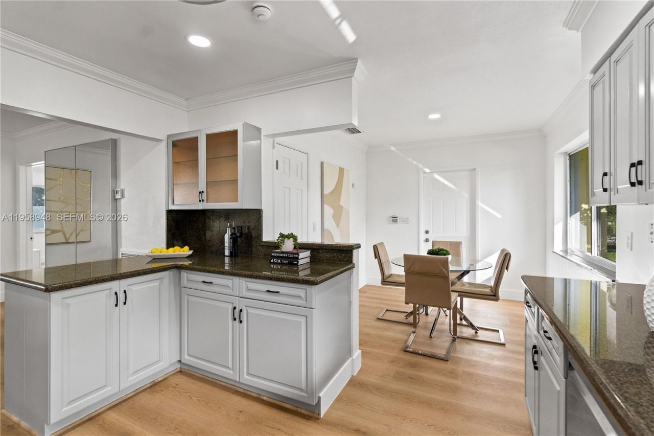 3633 NE 24th Ave, Fort Lauderdale, FL 33308 Photo