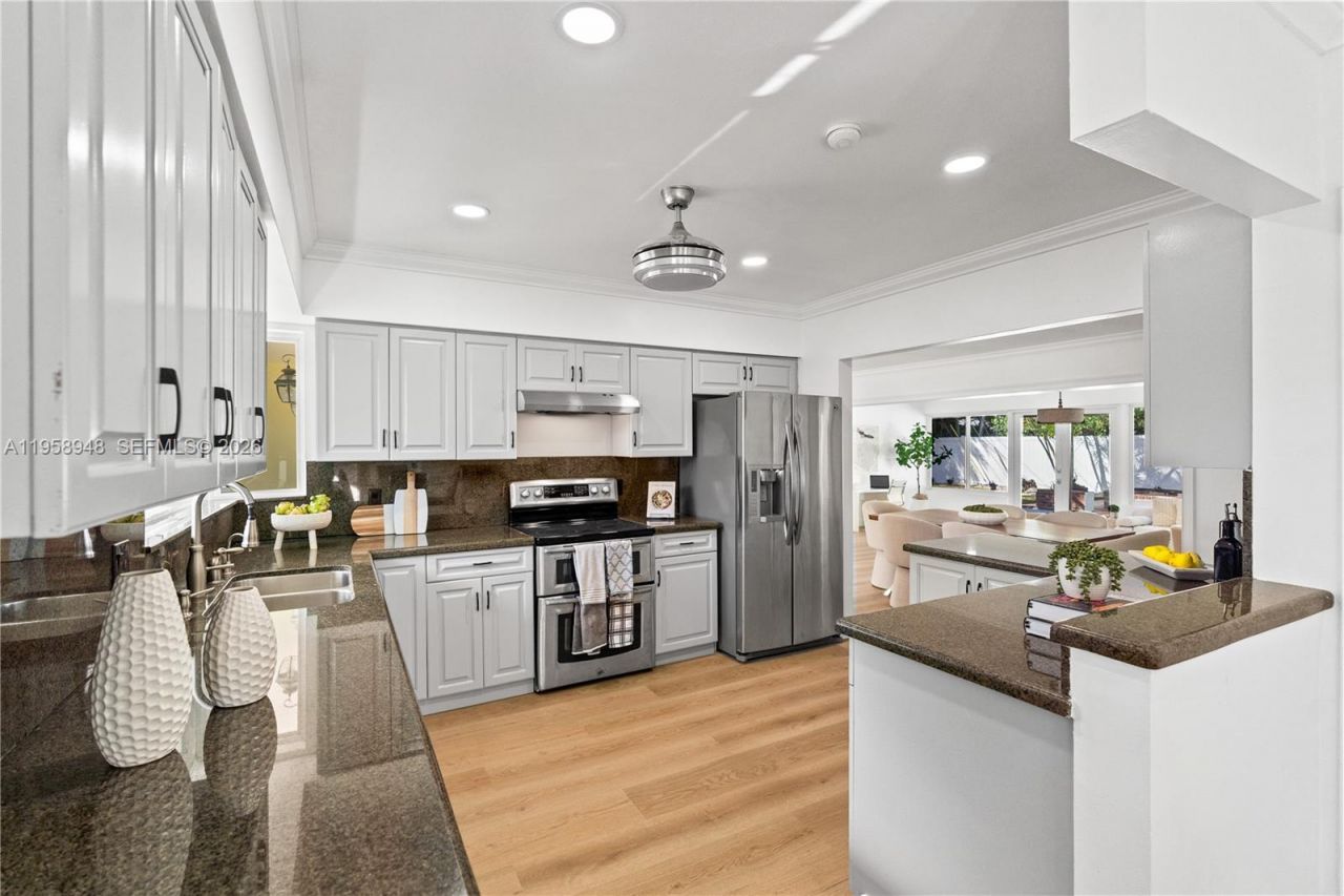 3633 NE 24th Ave, Fort Lauderdale, FL 33308 Photo