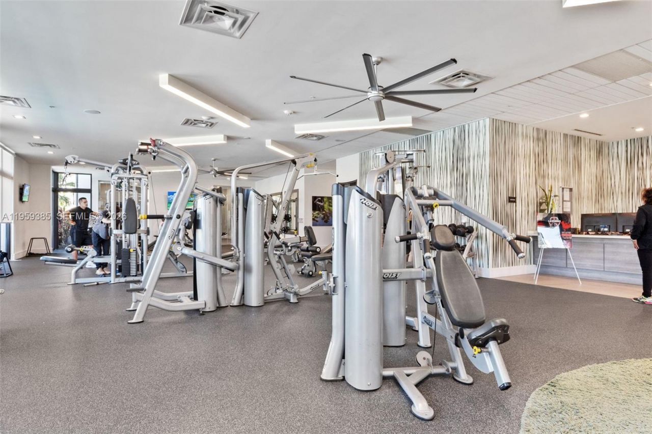 8118 NW 46th Ter, Doral, FL 33166 Photo