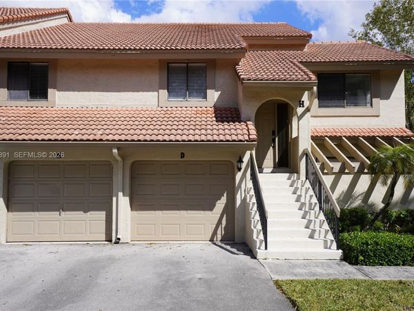 5741 Coach House Cir, Unit H, Boca Raton, FL 33486