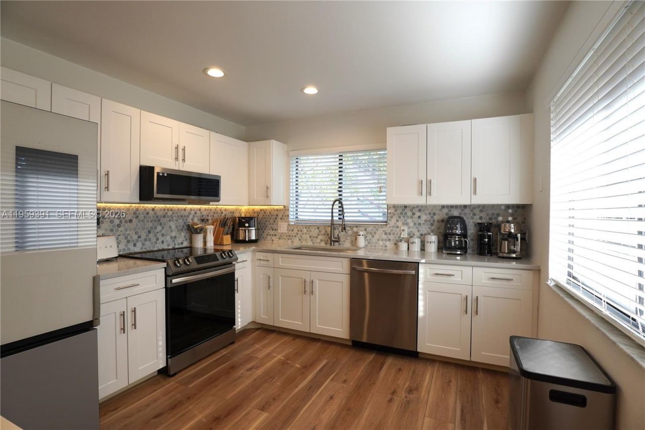 5741 Coach House Cir, Unit H, Boca Raton, FL 33486 Photo