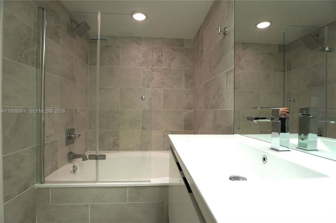 5741 Coach House Cir, Unit H, Boca Raton, FL 33486 Photo