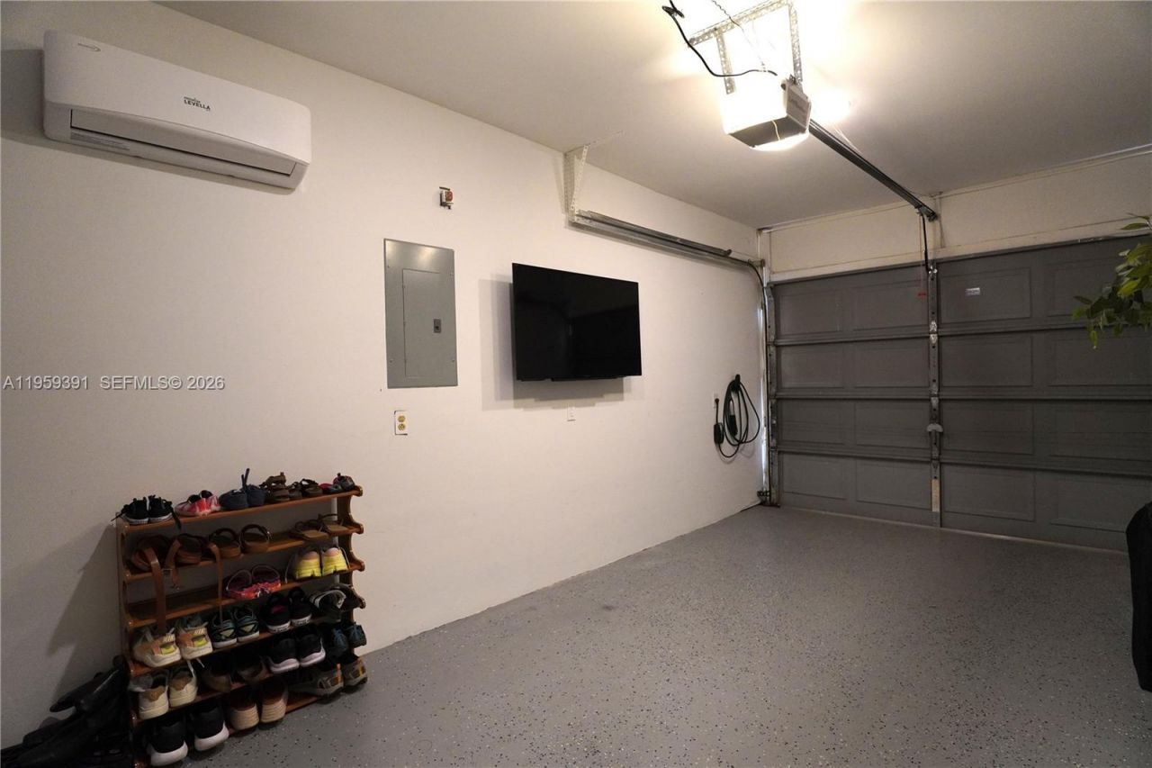 5741 Coach House Cir, Unit H, Boca Raton, FL 33486 Photo