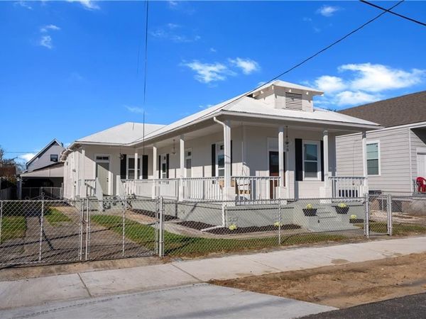 426 AVENUE A, Marrero, LA 70072