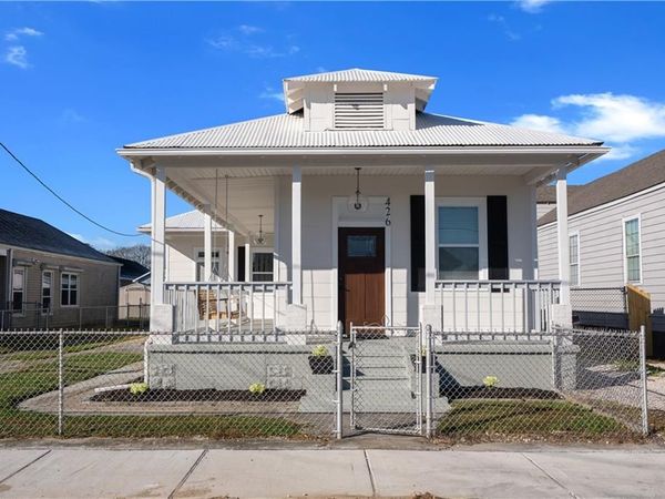 426 AVENUE A, Marrero, LA 70072
