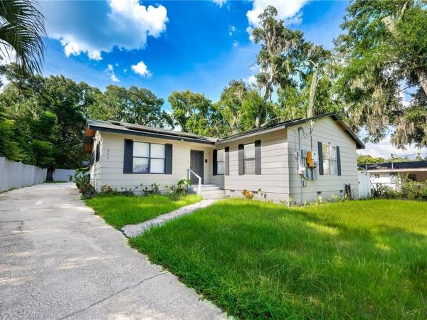 535 W DIVISION STREET, DELAND, FL 32720
