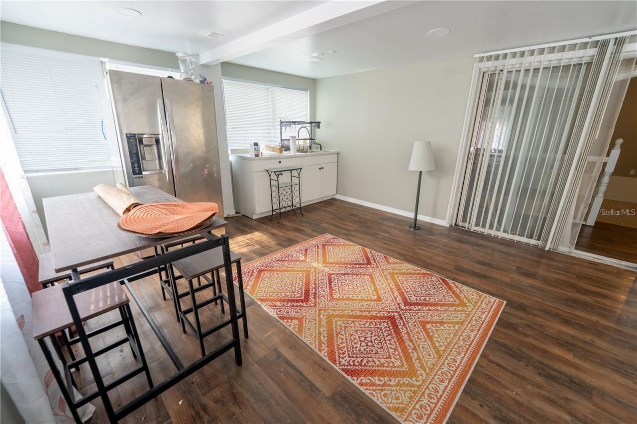 535 W Division Street, Deland, FL 32720 Photo