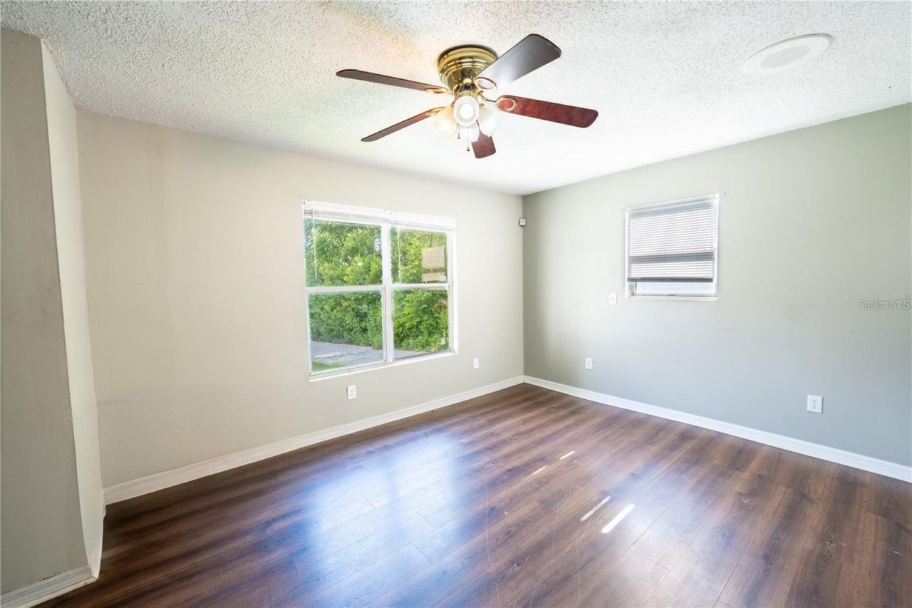 535 W Division Street, Deland, FL 32720 Photo