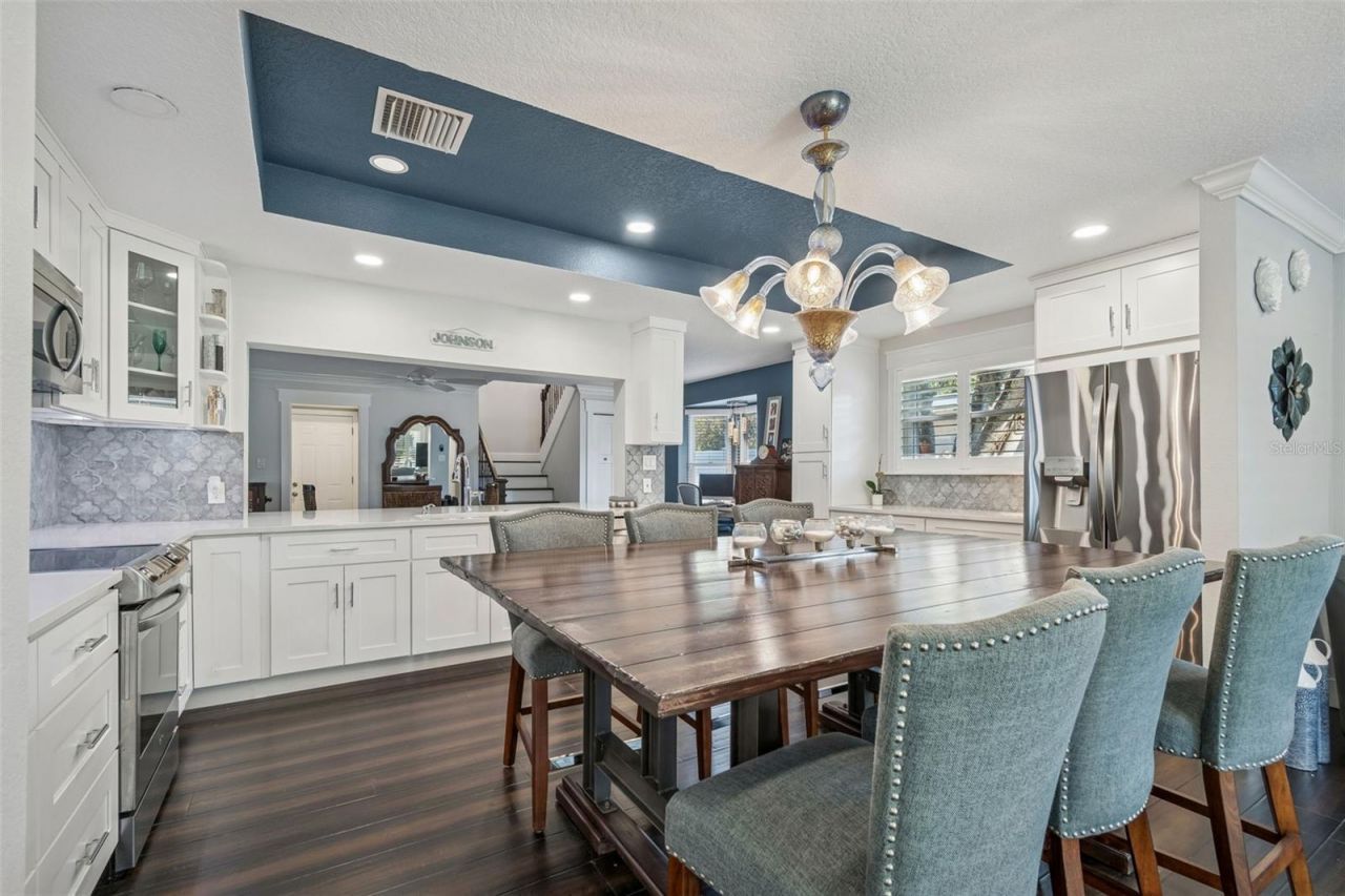 427 Villagrande Avenue S, Saint Petersburg, FL 33707 Photo