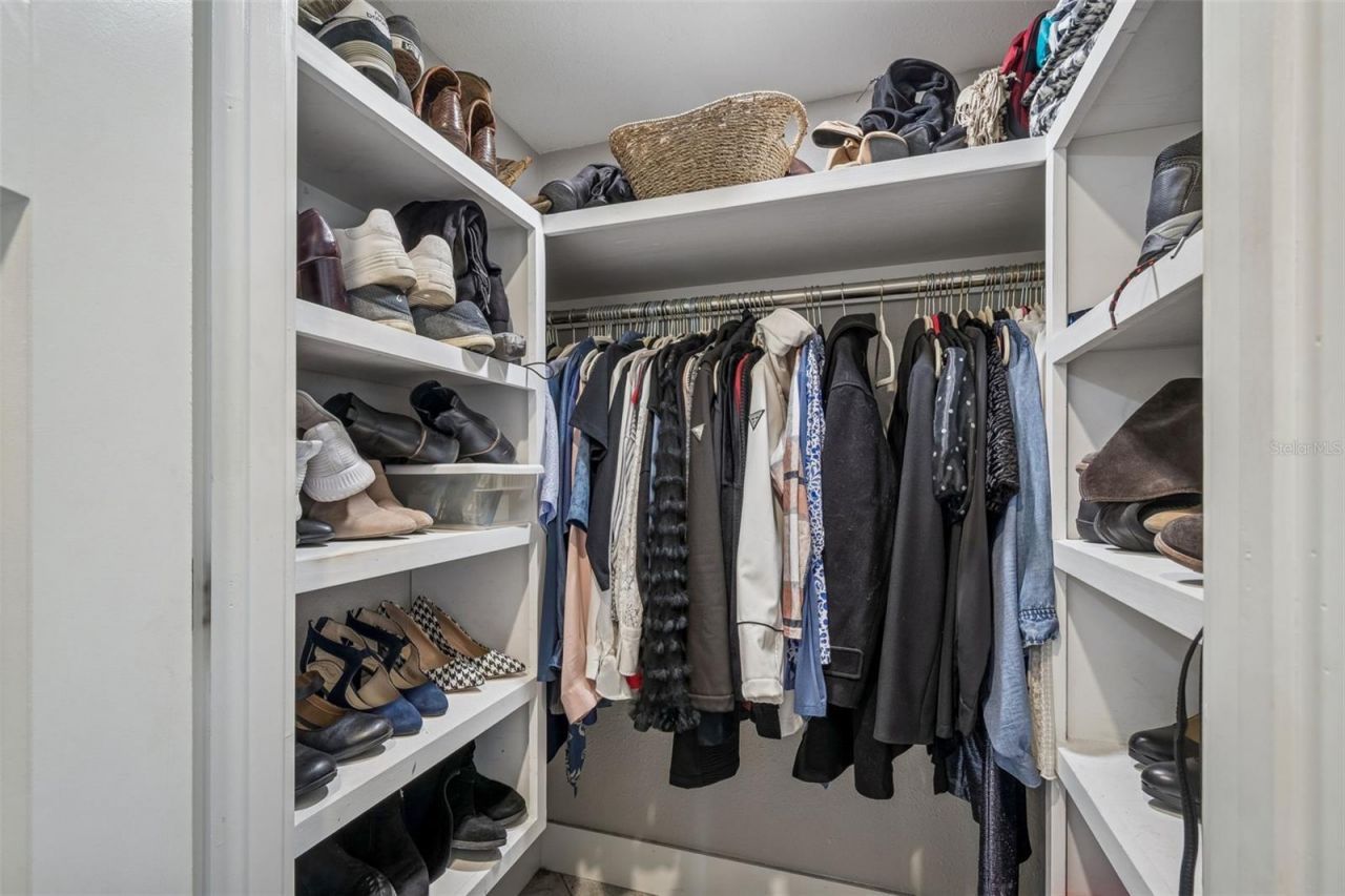 427 Villagrande Avenue S, Saint Petersburg, FL 33707 Photo