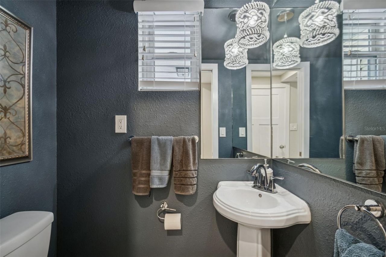 427 Villagrande Avenue S, Saint Petersburg, FL 33707 Photo