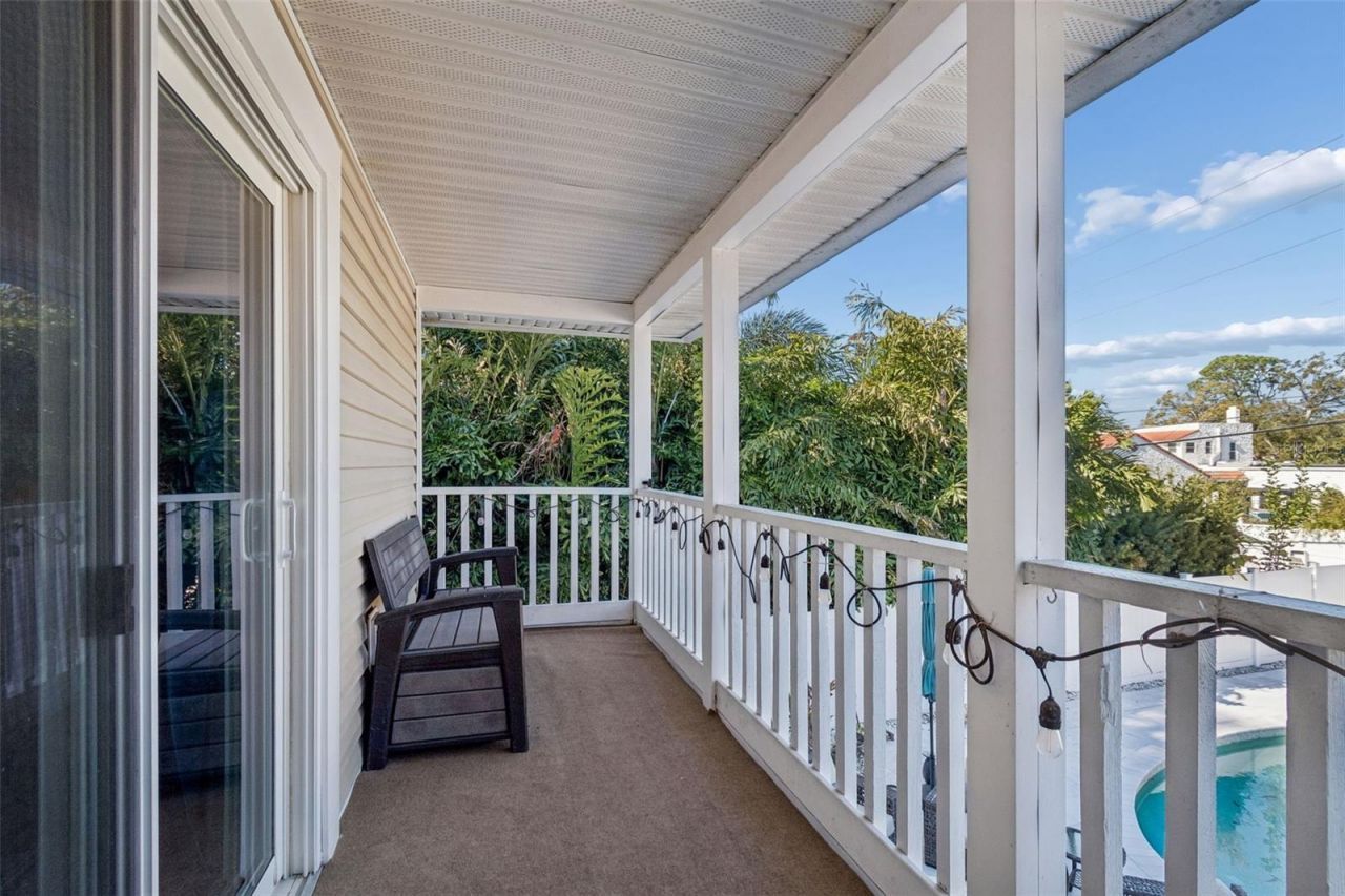 427 Villagrande Avenue S, Saint Petersburg, FL 33707 Photo