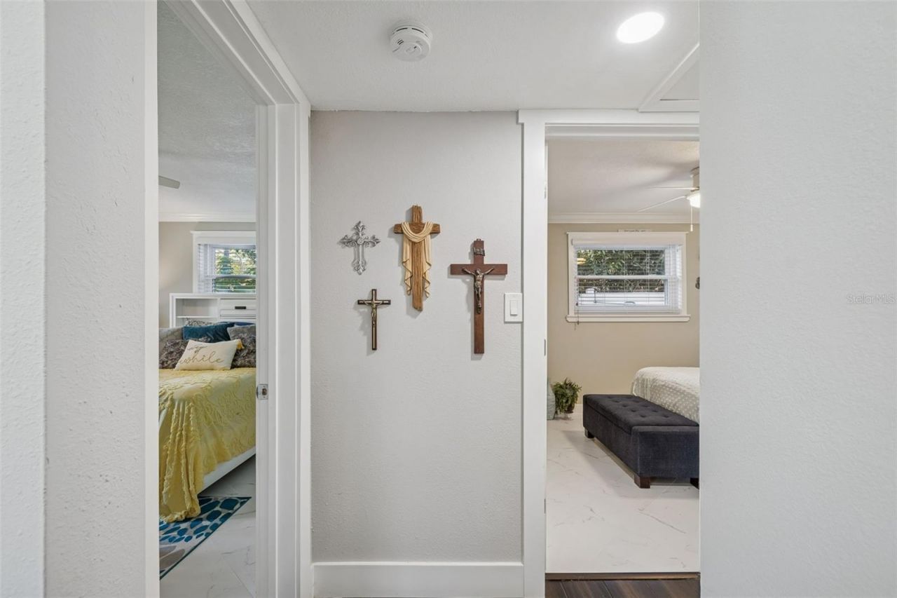 427 Villagrande Avenue S, Saint Petersburg, FL 33707 Photo