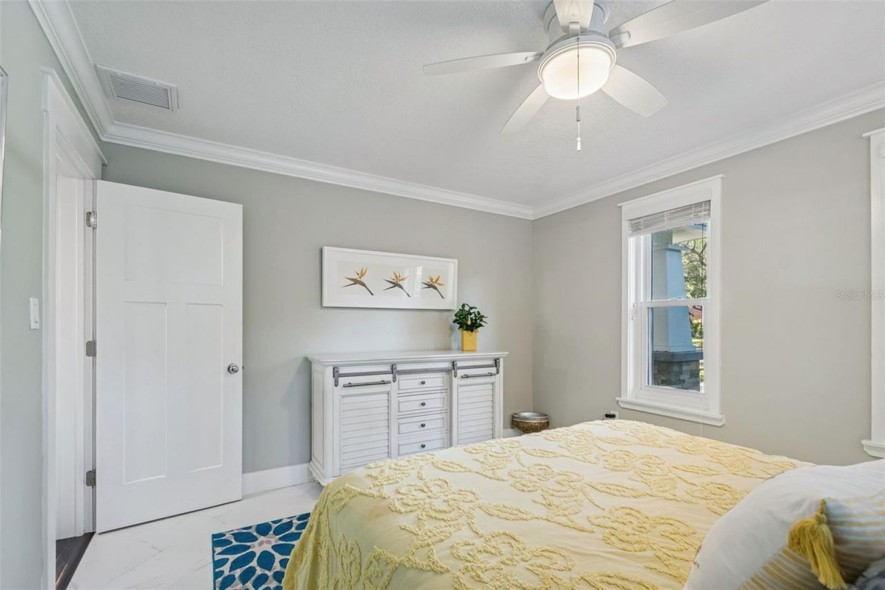 427 Villagrande Avenue S, Saint Petersburg, FL 33707 Photo