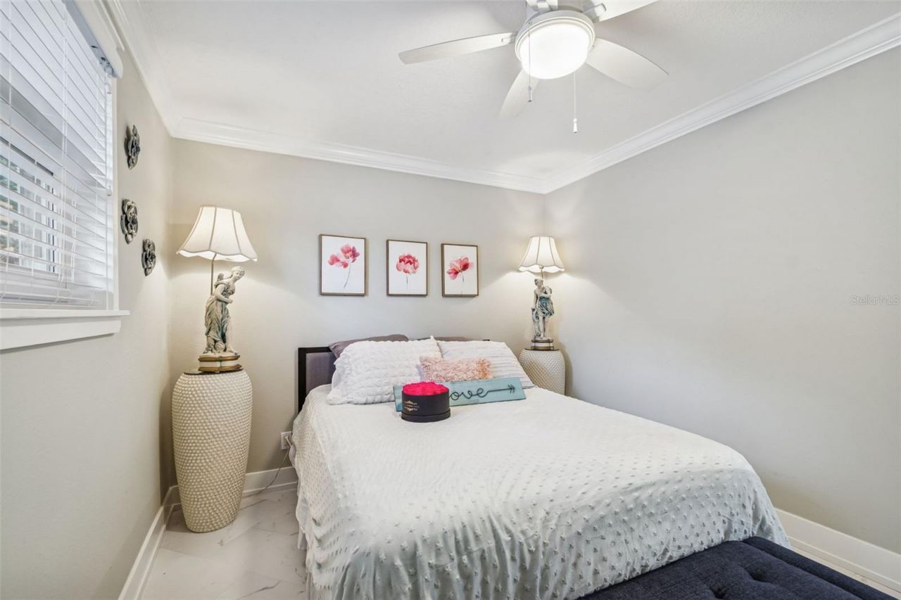 427 Villagrande Avenue S, Saint Petersburg, FL 33707 Photo