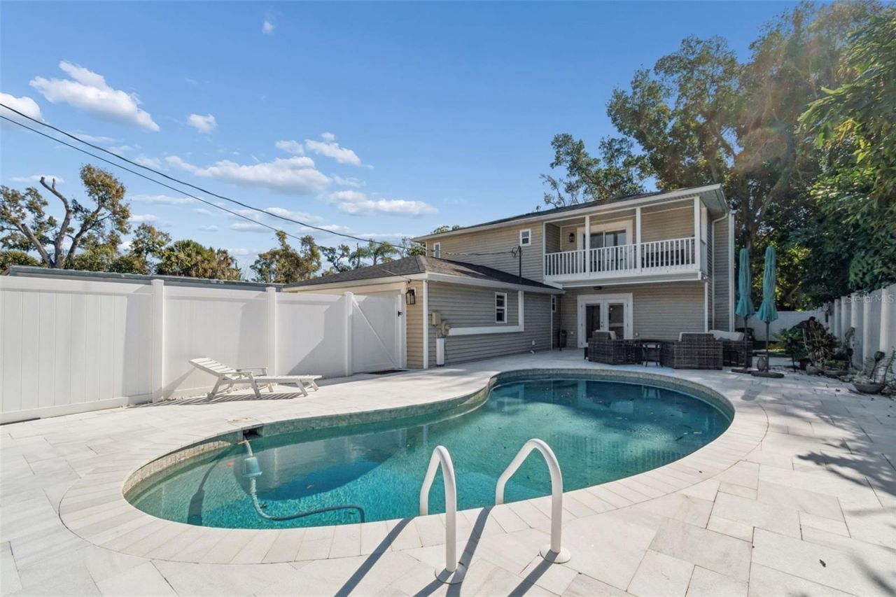 427 Villagrande Avenue S, Saint Petersburg, FL 33707 Photo