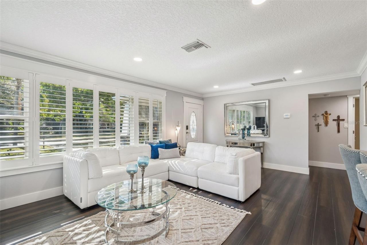 427 Villagrande Avenue S, Saint Petersburg, FL 33707 Photo