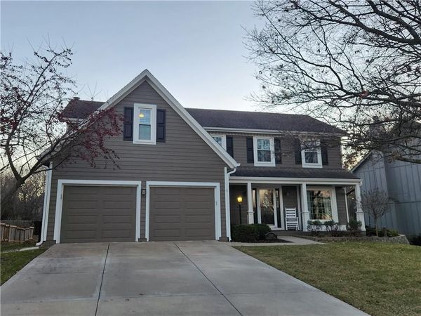11531 S Northwood Drive, Olathe, KS 66061