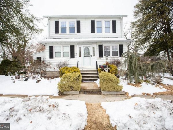 406 WALNUT AVENUE, LAUREL SPRINGS, NJ 08021