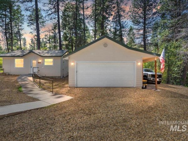 104 Sky Ridge Dr, Garden Valley, ID 83622