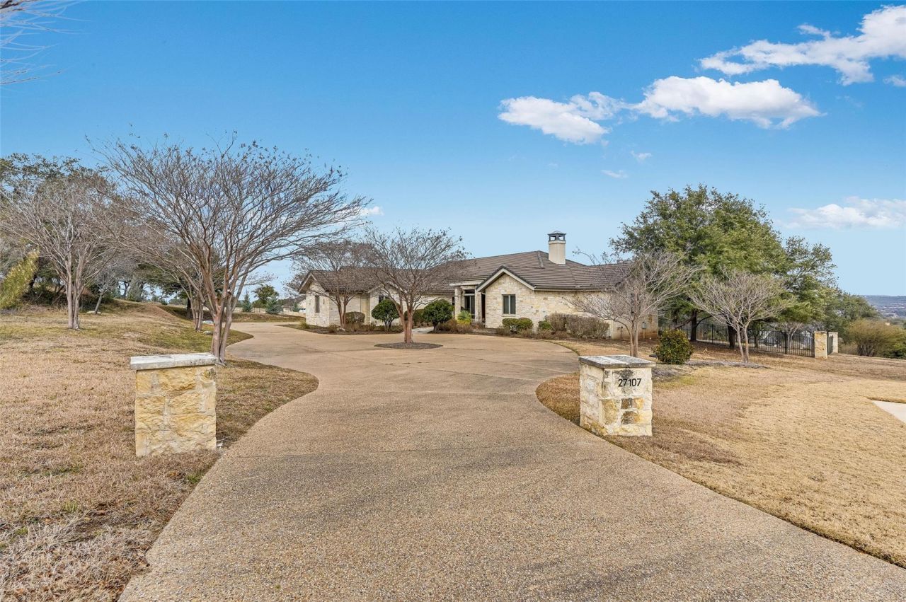 27107 Waterfall Hill Pkwy, Spicewood, TX 78669 Main Photo
