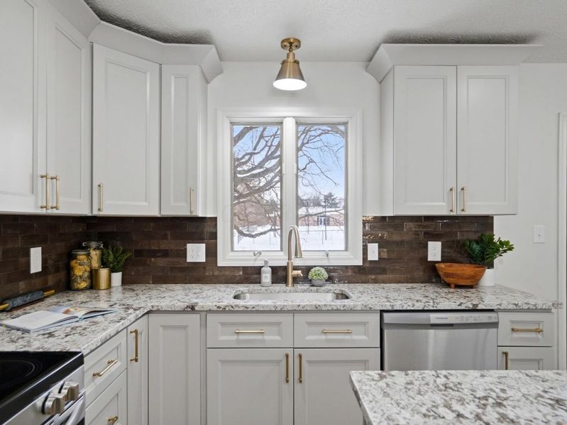 961 E College Avenue, Westerville, OH 43081 Photo 15