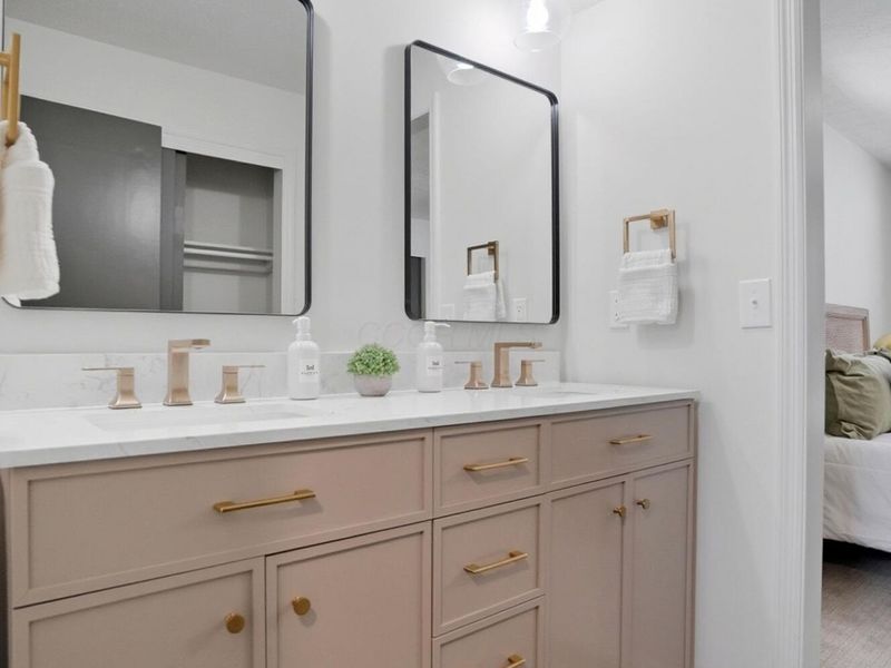 961 E College Avenue, Westerville, OH 43081 Photo 40