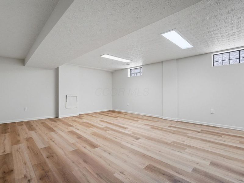 961 E College Avenue, Westerville, OH 43081 Photo 55