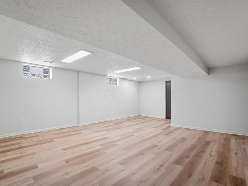 961 E College Avenue, Westerville, OH 43081 Photo 56