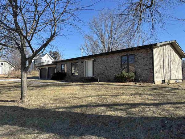 602 Orange St., Tipton, IA 52772