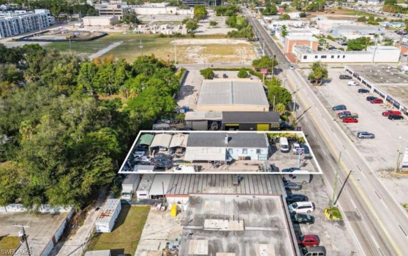 2242 Fowler St, Fort Myers, FL 33901 Photo