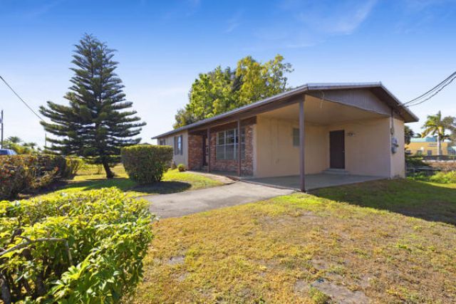 110 SW 12th Avenue, South Bay, FL 33493 Photo