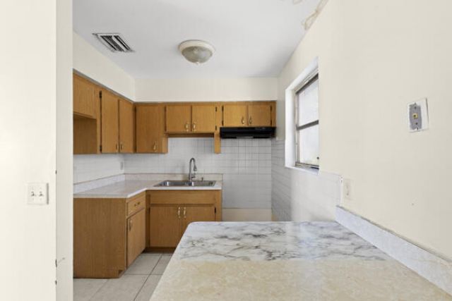 110 SW 12th Avenue, South Bay, FL 33493 Photo