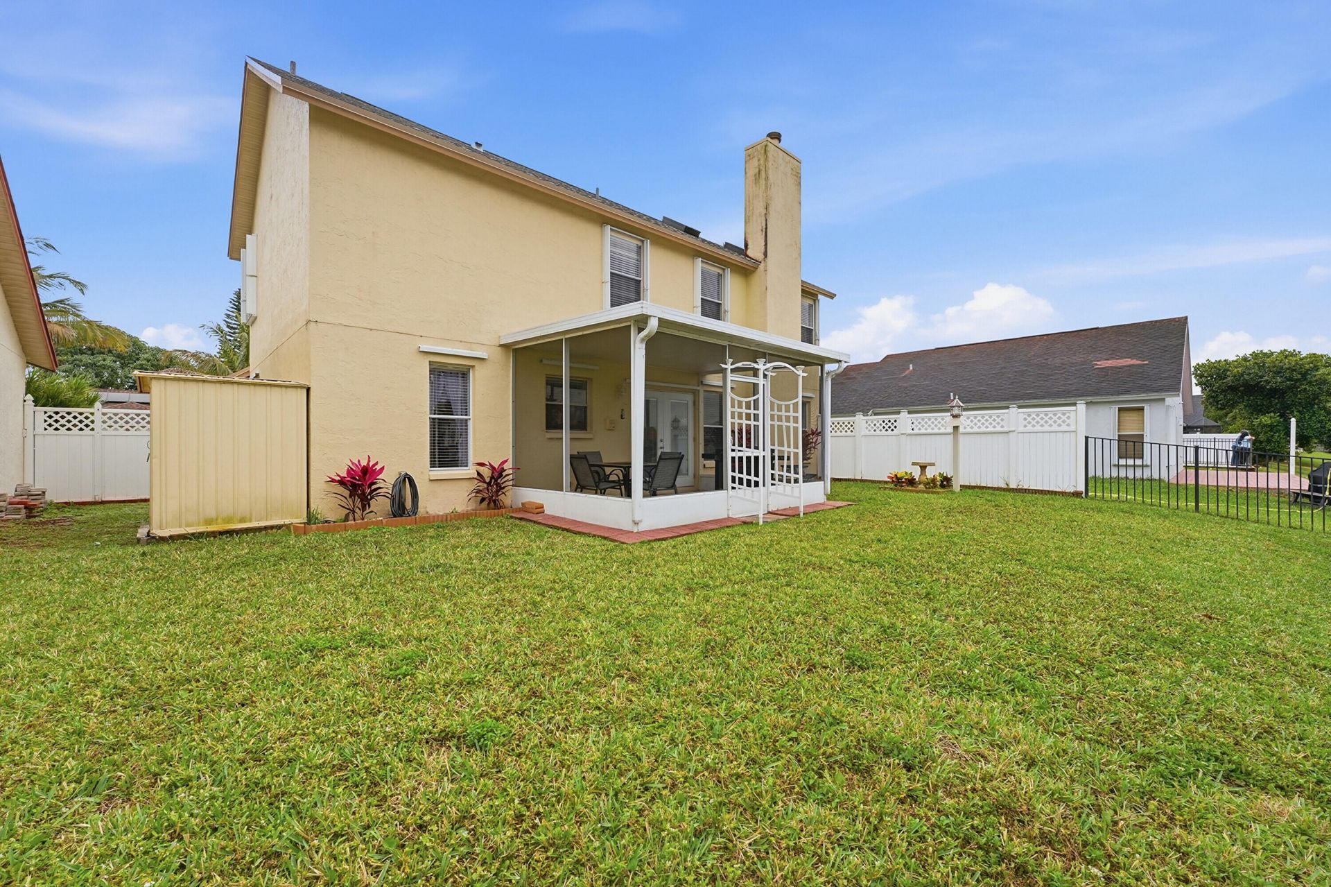 2805 Foxhall Drive E, West Palm Beach, FL 33417 Photo