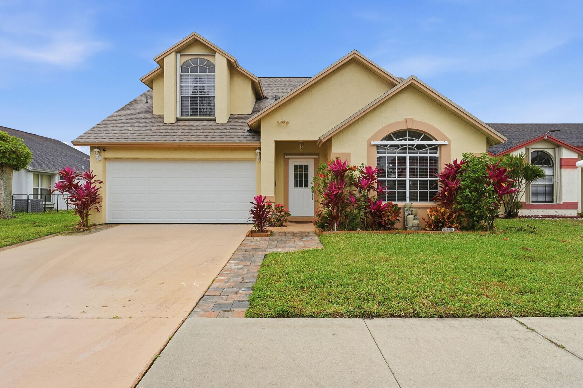 2805 Foxhall Drive E, West Palm Beach, FL 33417 Photo