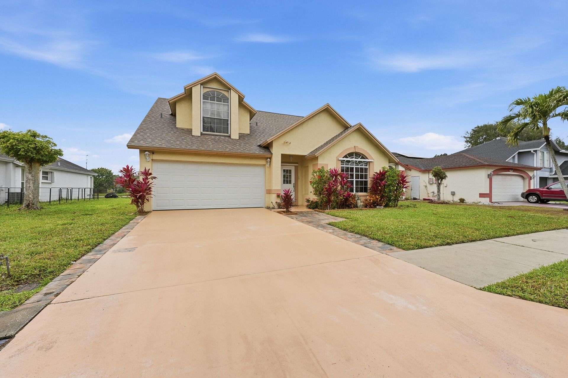 2805 Foxhall Drive E, West Palm Beach, FL 33417 Photo