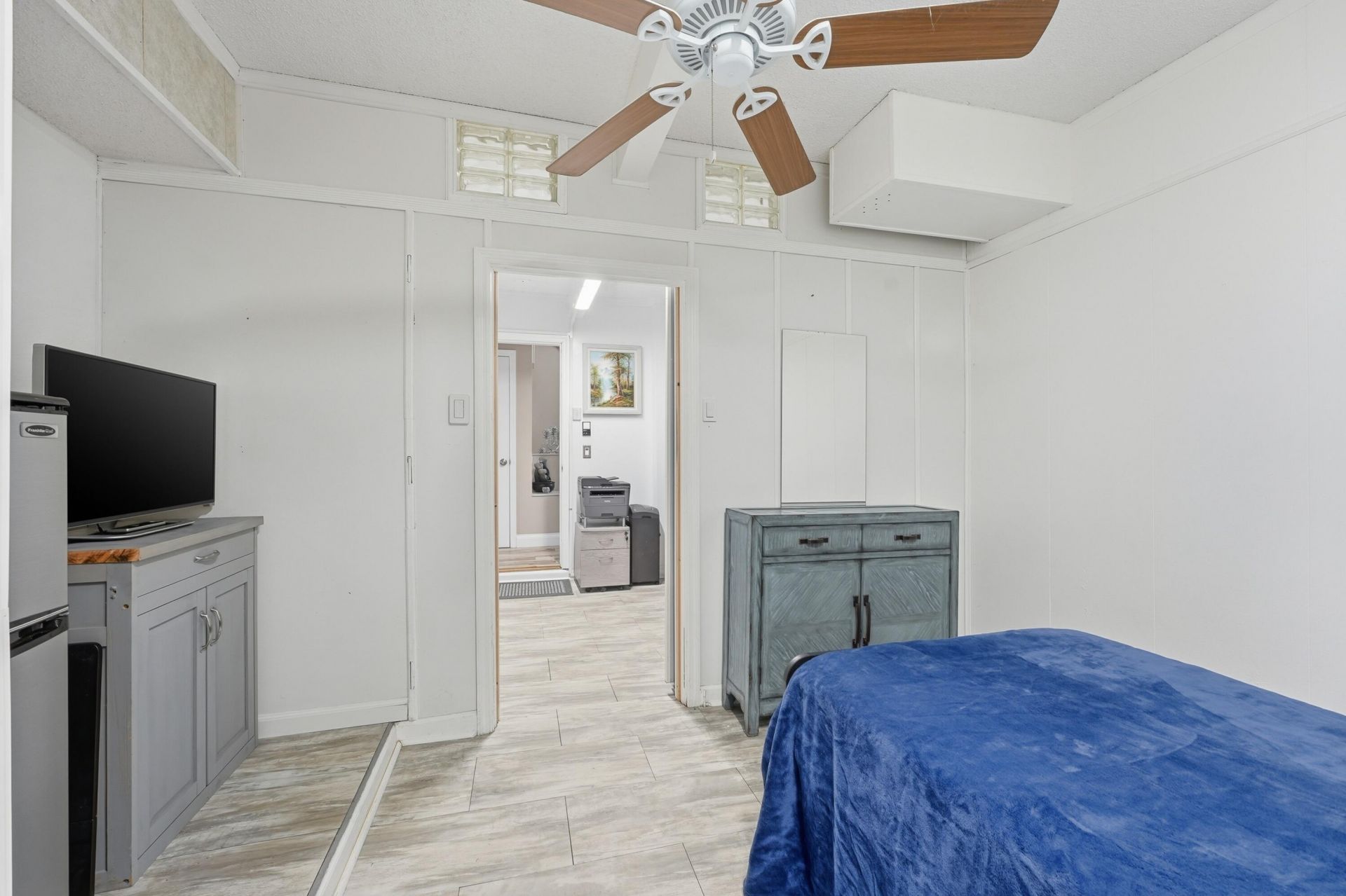 2805 Foxhall Drive E, West Palm Beach, FL 33417 Photo