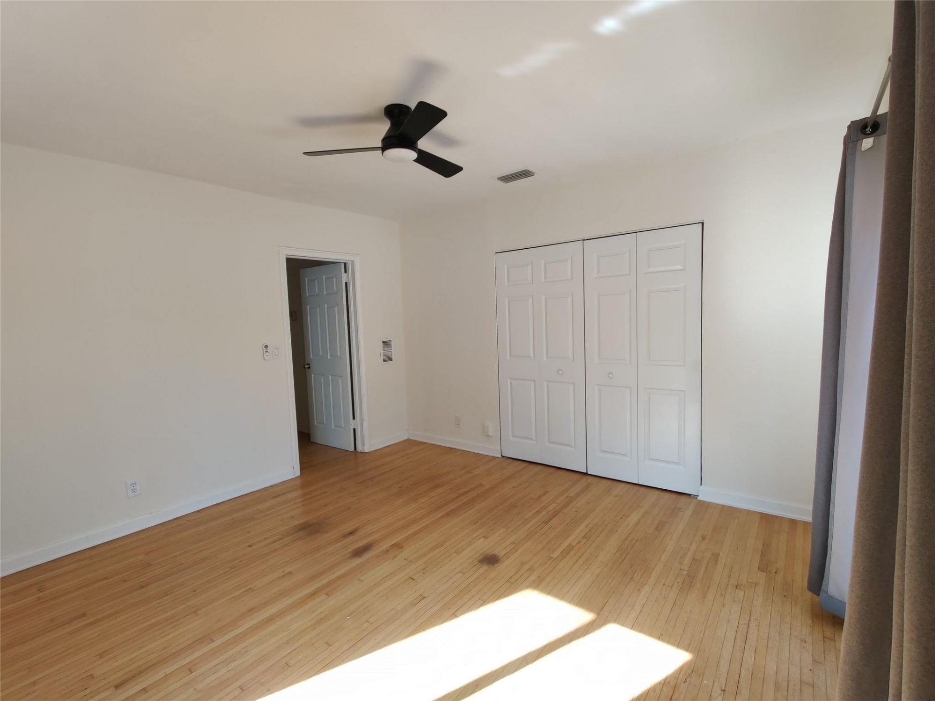 733 NE 18th Avenue, Fort Lauderdale, FL 33304 Photo